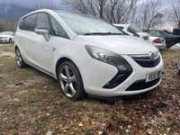 Opel Zafira Tourer 2015г на части!