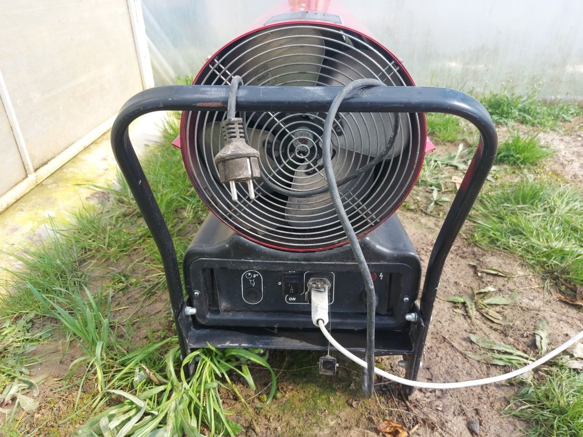 Generator de aer cald 34,1 KW,  EC 32 CALORE