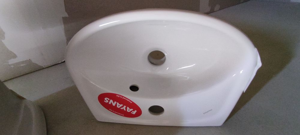 Pachet baie serviciu vas toaletă Mondial+chiuveta 38 cm Fayans