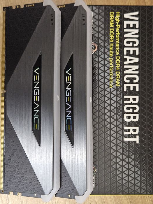 Corsair Vengeance  RGB RT 2X16GB,4600MHz,DDR4
