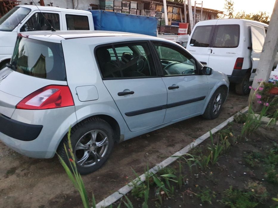 Dezmembrez renault megane 2 1.9 d 120 cai
