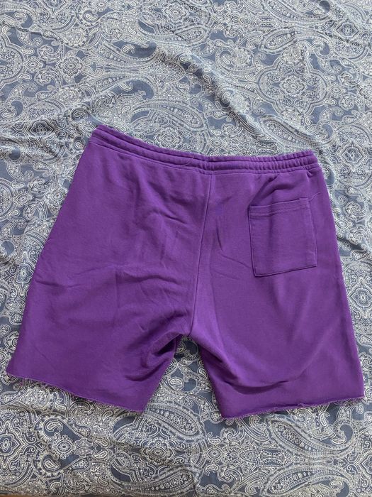 Pantaloni scurti mov