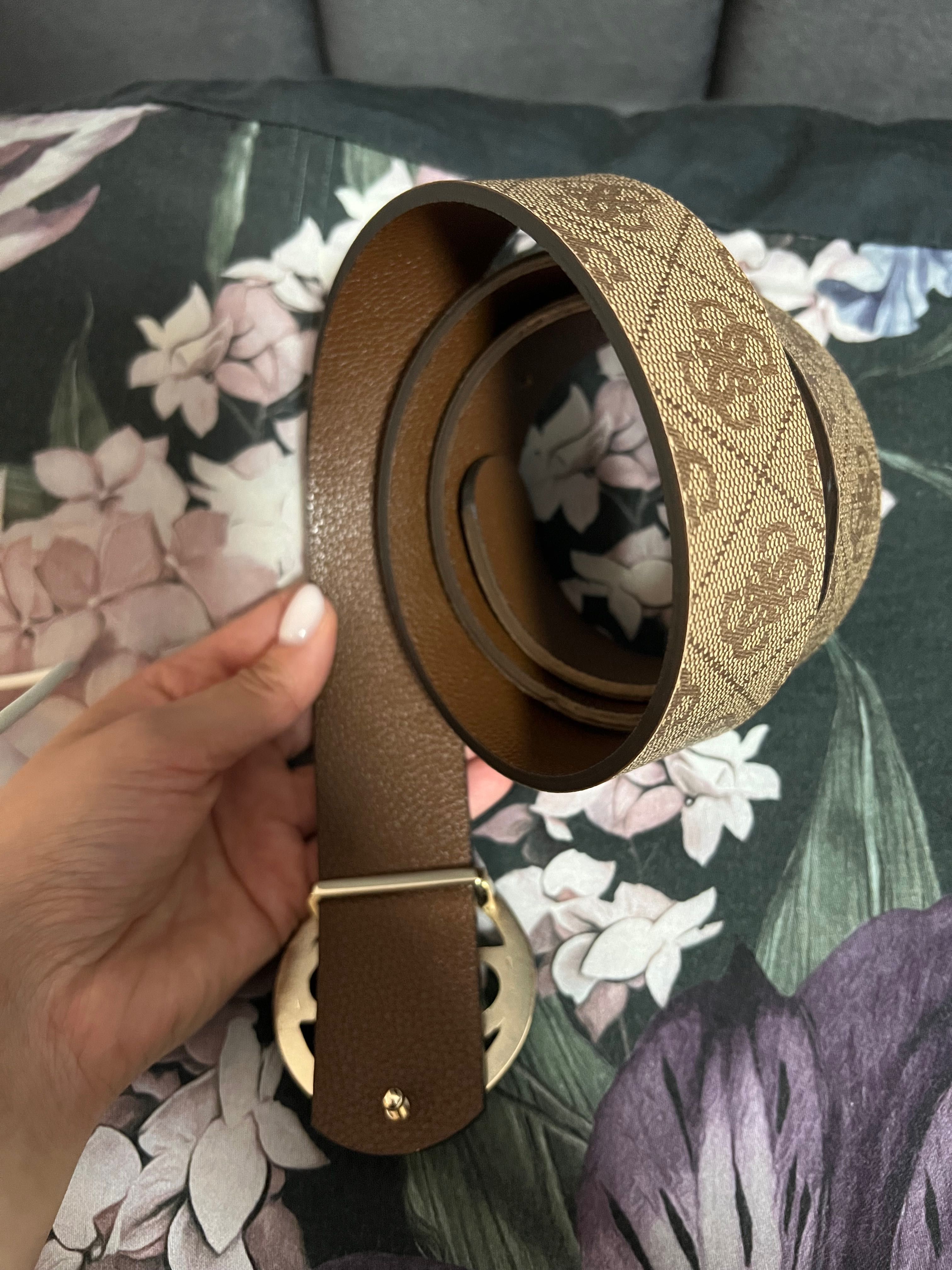 Двустранен дамски кожен колан Guess