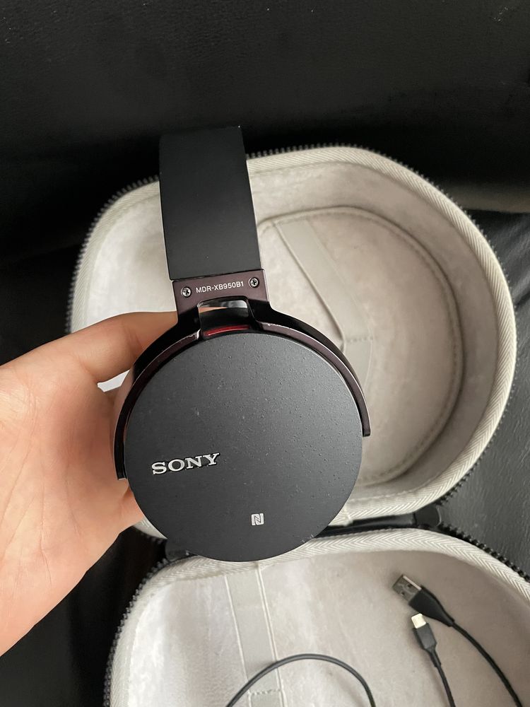 Casti bluetooth originale SONY MDR-XB950B Bass Efect Wireless