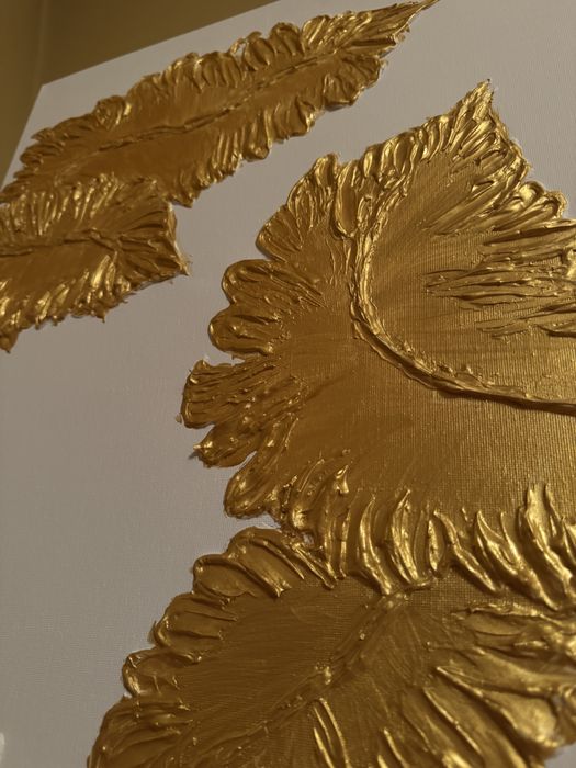 Tablouri prictate manual pe pânză