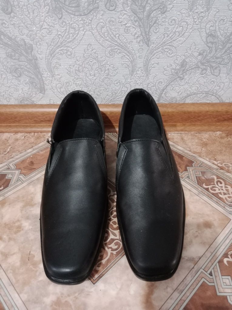Продаётся  туфли