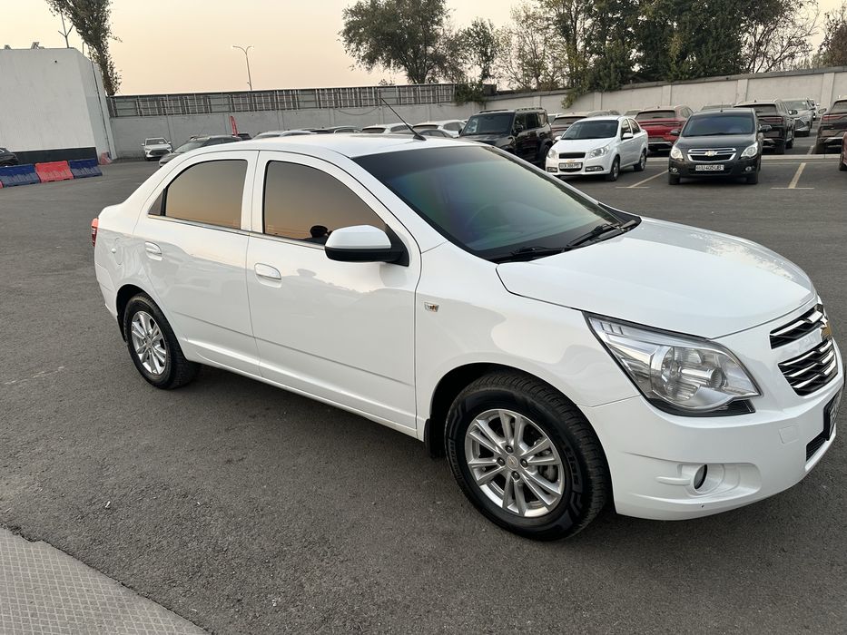 Cobalt 4paz A/T 2022