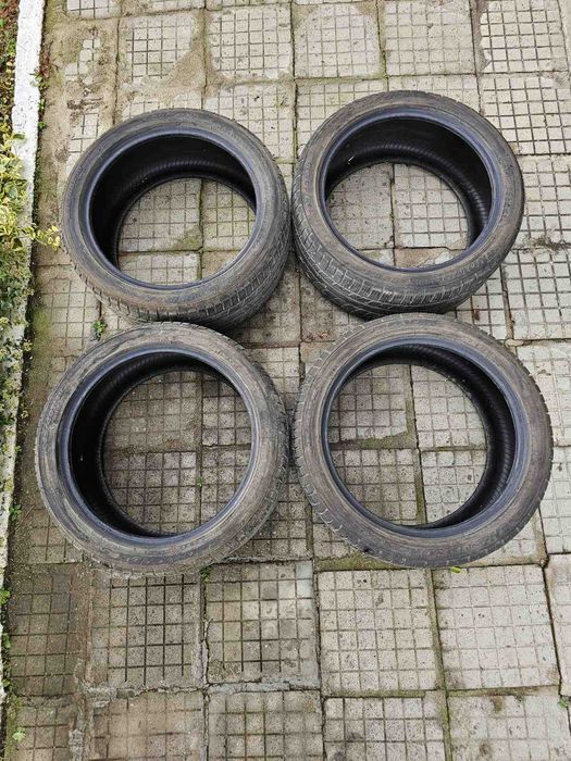 Гуми TOYO 245/40/R18