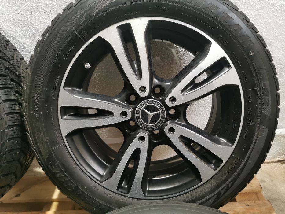 Jante originale Mercedes A-B-C class R16 cu anvelope de iarna
