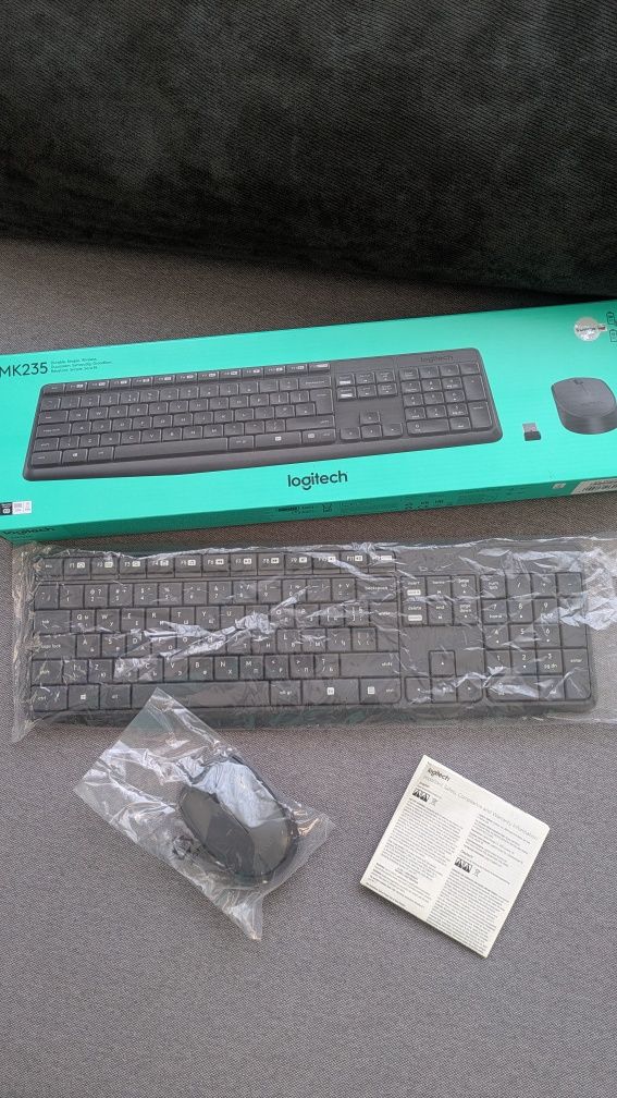 Logitech MK235 клавиатура и мишка безжични