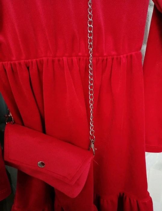 Rochita cu posetuta, 7-8 ani