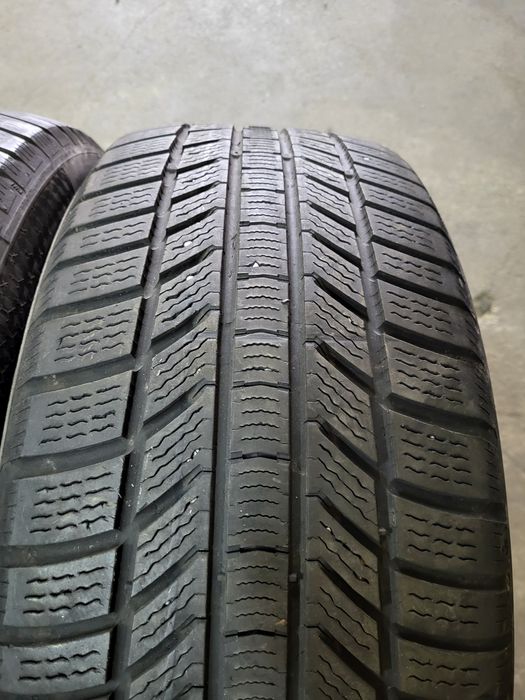 4 anvelope 235 55 R 17 Continental iarna