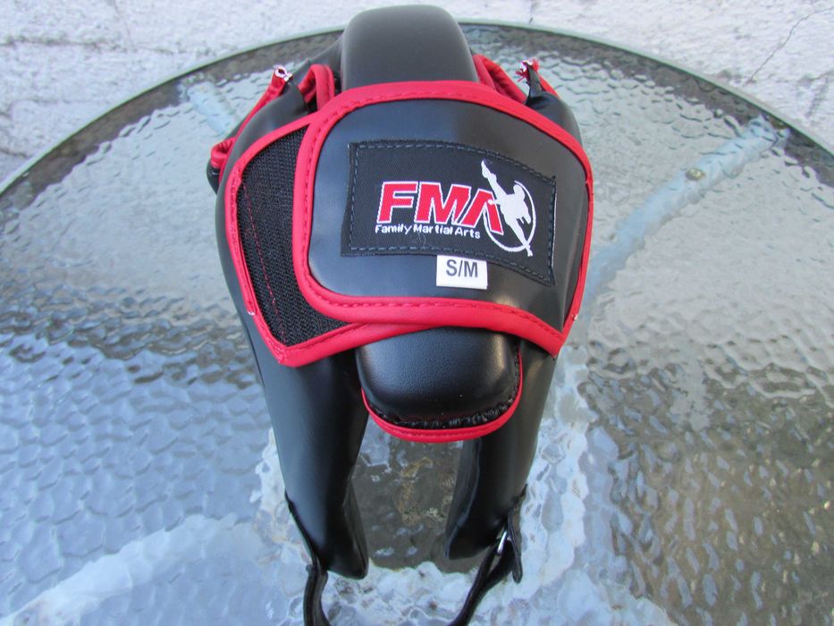 Екипировка за карате - кик бокс FMA