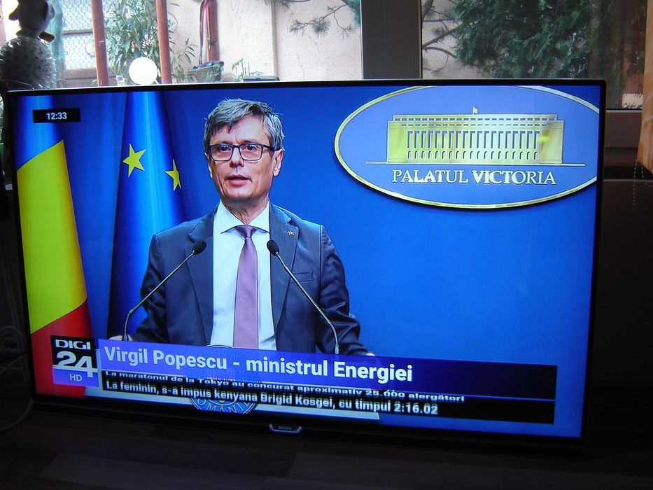 Smart LED TV Samsung Full HD 120 cm clasa AAA Wi-Fi Youtube