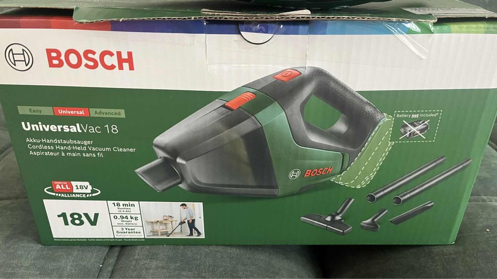 Акумулаторна прахосмукачка Bosh Universal с Батерия в гаранция