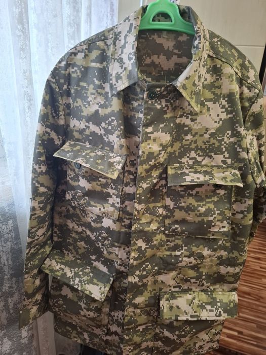 Продаю  форму комуфляж.