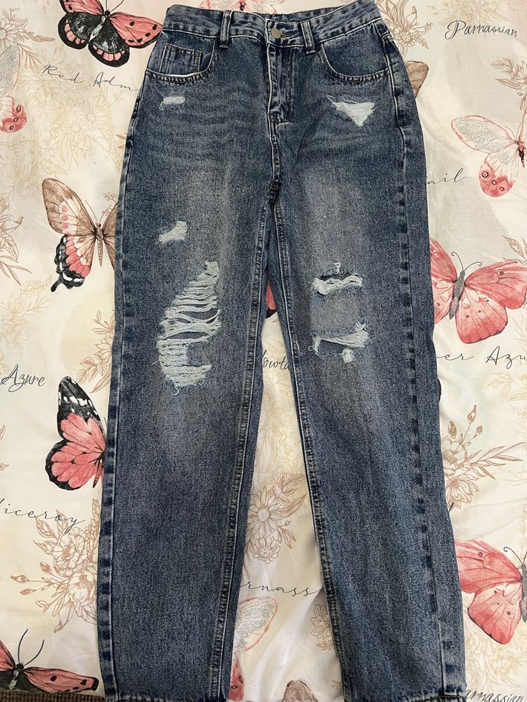 Дънки модел Mom fit