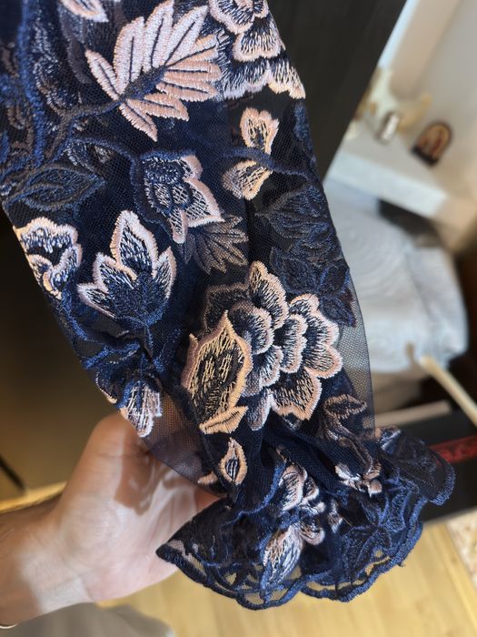 Bluza dantela si fusta lunga