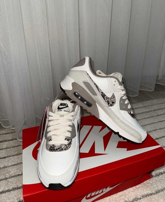 Кроссовки NIKE AIR MAX 90 AMD 2