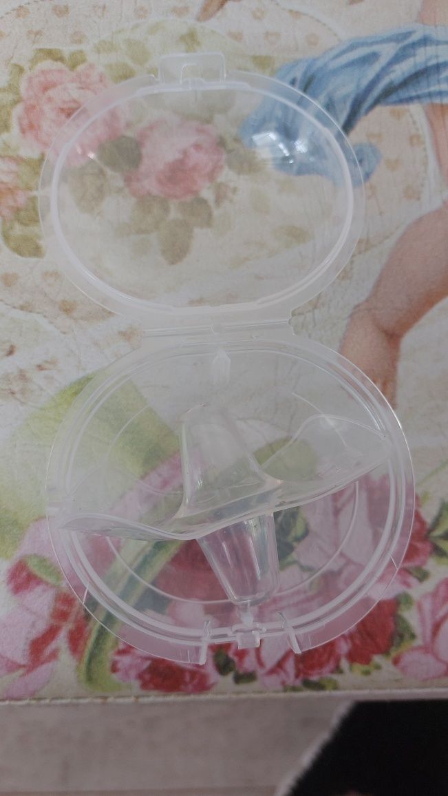 Philips avent протектори за зърна Размер М.