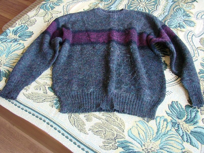 Продавам пуловери