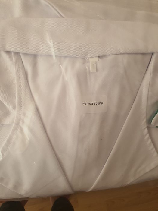 Halate medicale albe diverse marimi