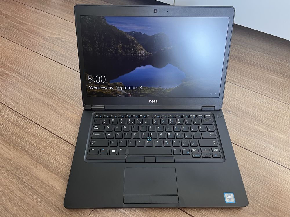 Лаптоп Dell 5480