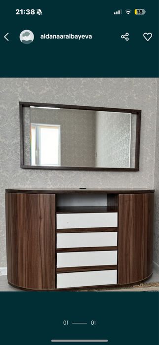 Продам Комод с зеркалом