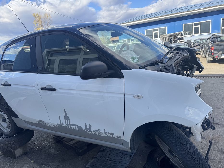 Dezmembrez Smart EQ Forfour