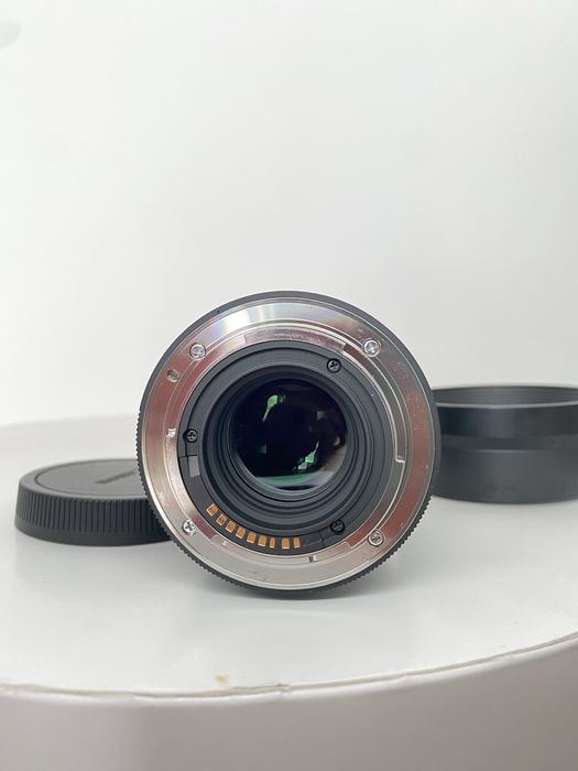 Sigma DC DN f 1.4 за канон M mount.