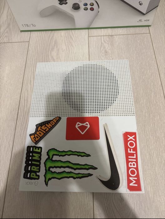 Vand Xbox One S!!!