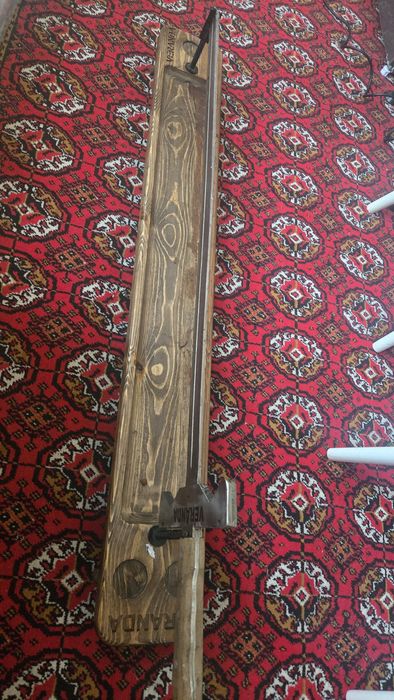 Меч для шашлыка.