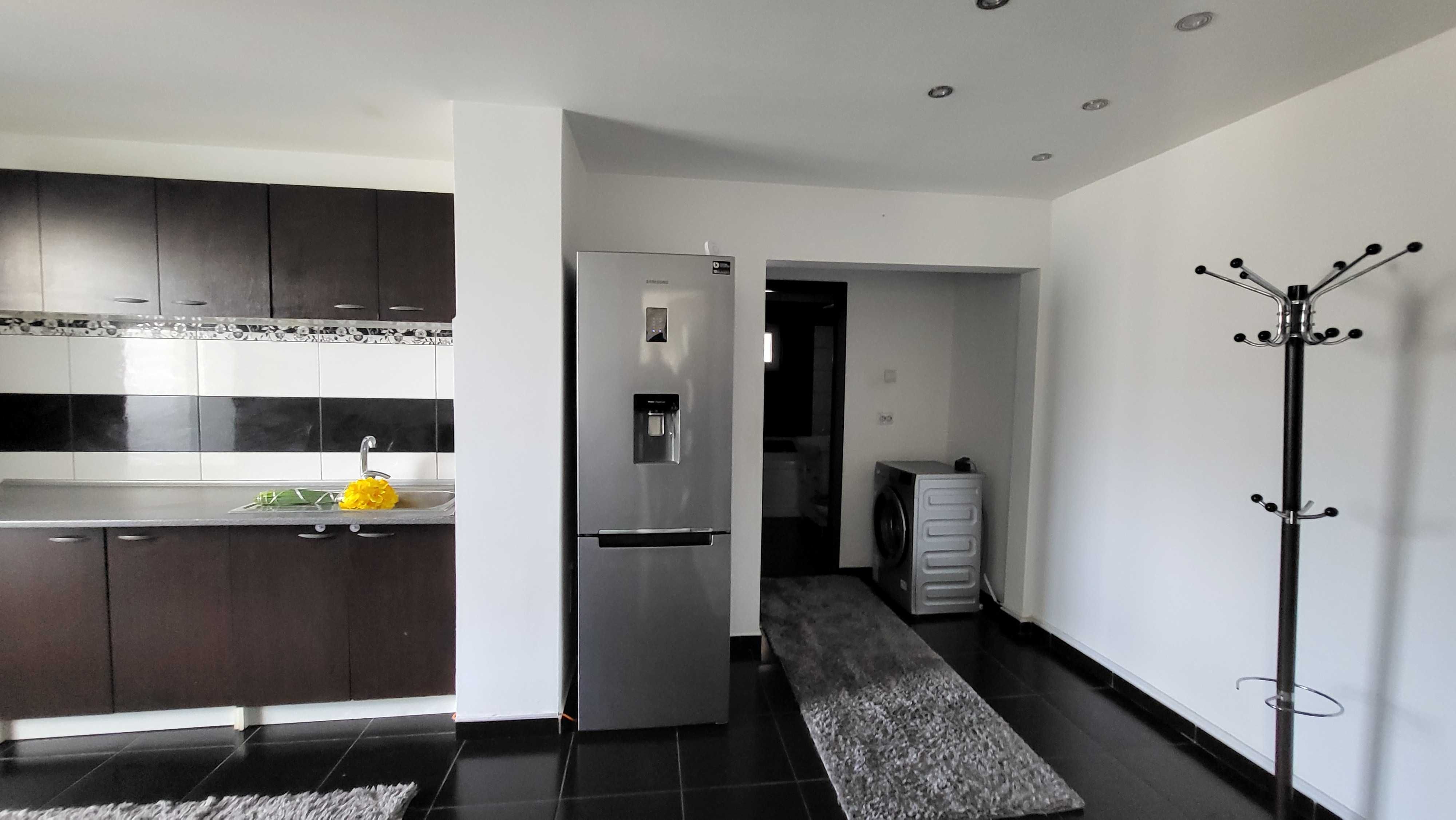 2 Camere DECOMANDAT etaj intermediar CENTRALA PROPRIE Obcini, Suceava