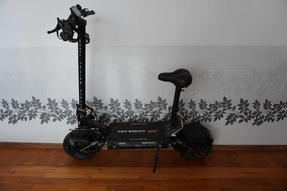 Продам Самокат  в городе такого нет