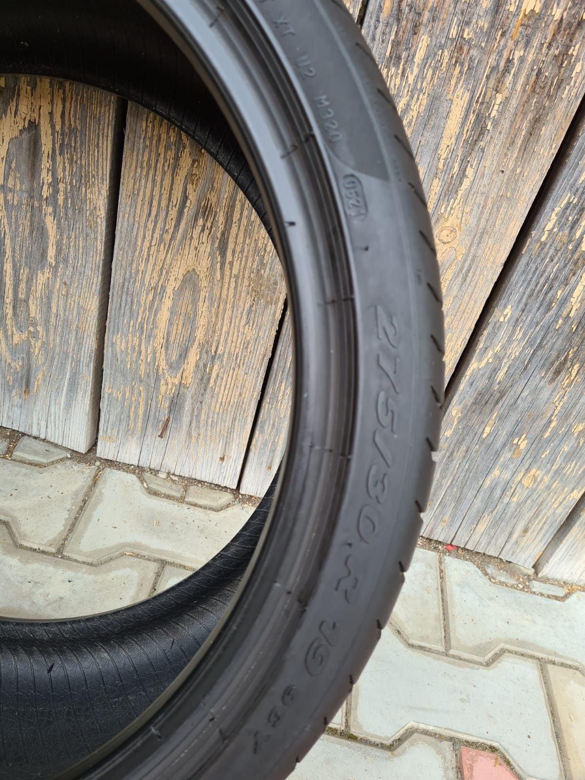Pirelli 275 35 19