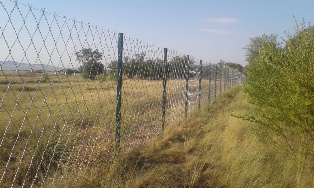 Колючее ограждение ПКЛЗ егоза