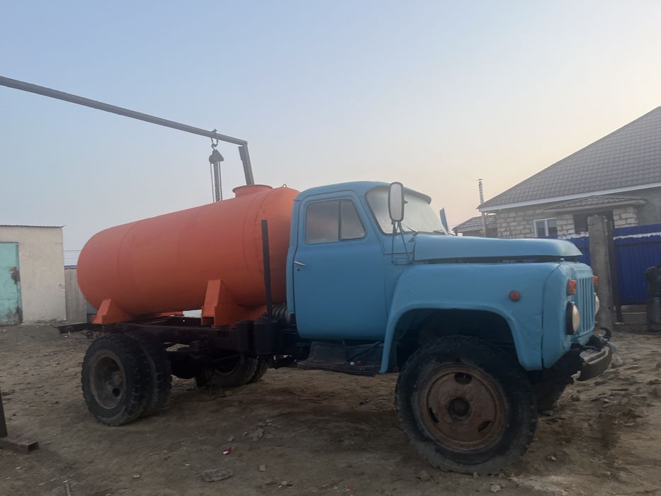 Газ 54 жүріп тұрған