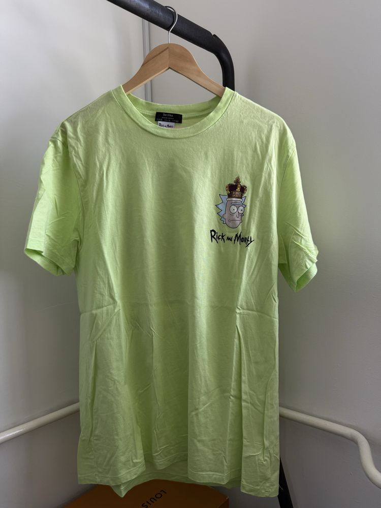 Тениски reebok , bershka , adidas , ed hardy