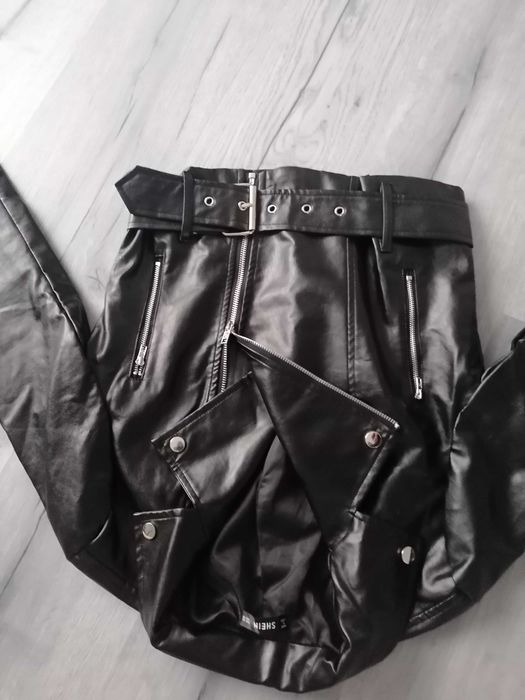 Gecuta imitație piele noua xs