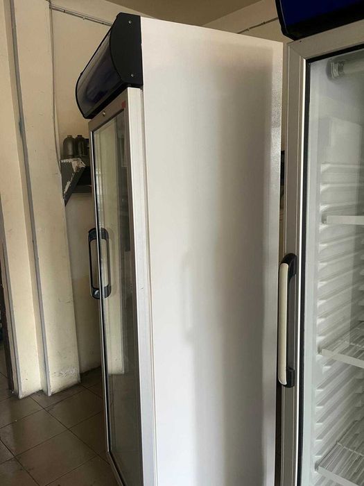 Vitrina frigorifica bauturi/lactate