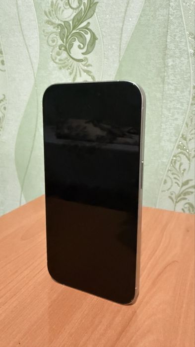 iPhone 15 Pro ideal 100%