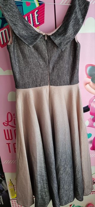 În stare bună purtată.