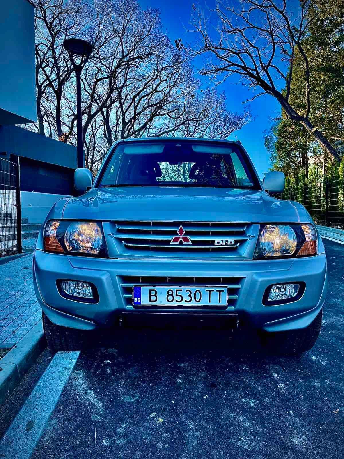 Продавам mitsubishi pajero