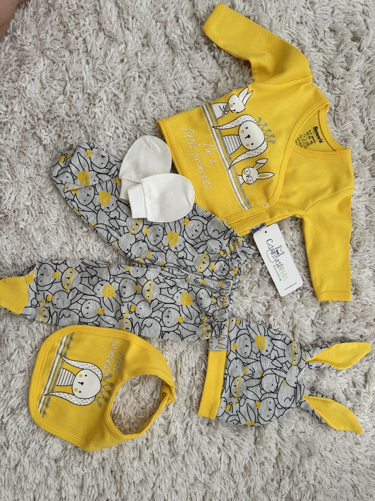 Бебешки комплект дрешки от 5 части за бебе 56-62