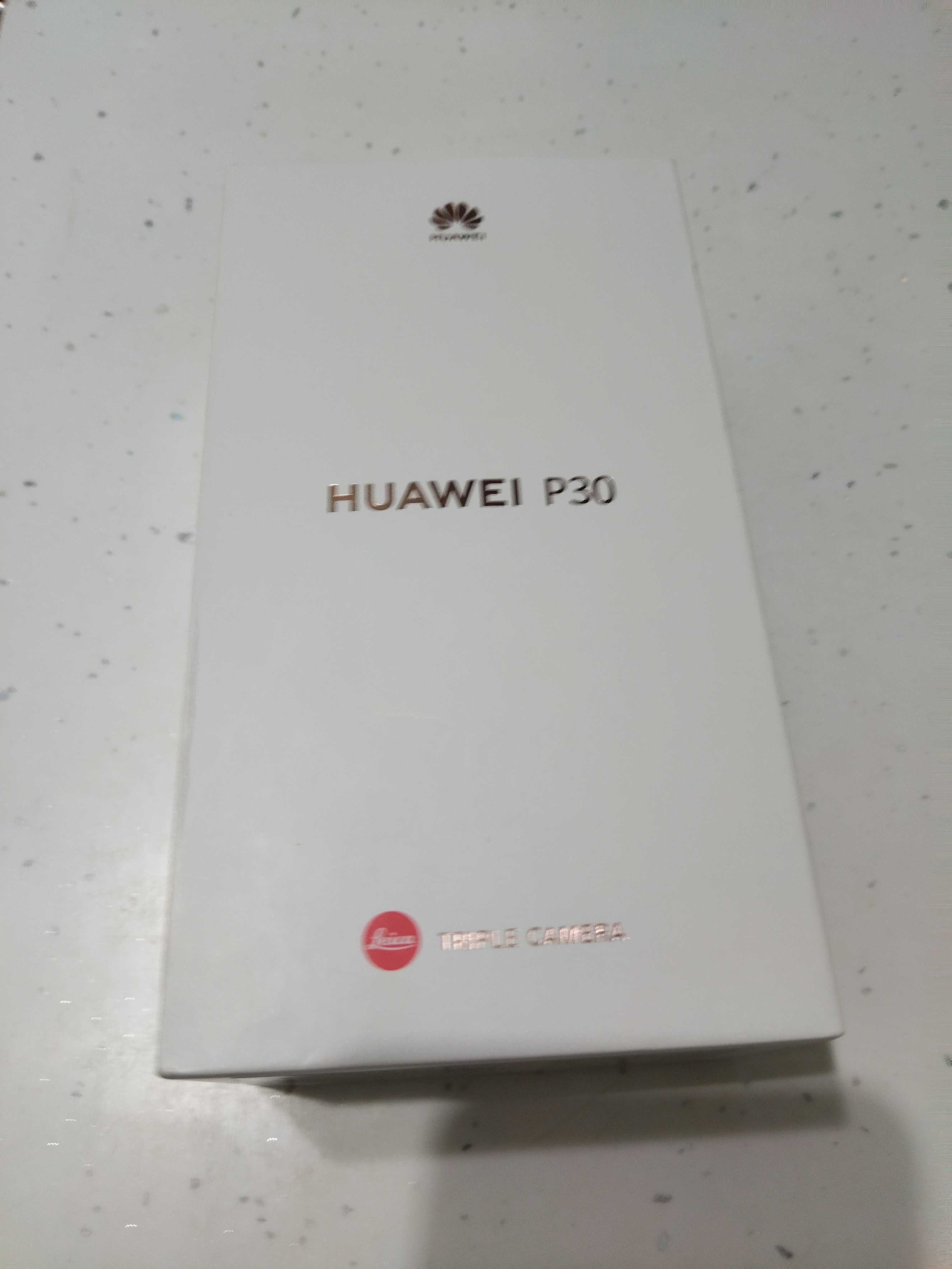 Telefon Huawei P 30.