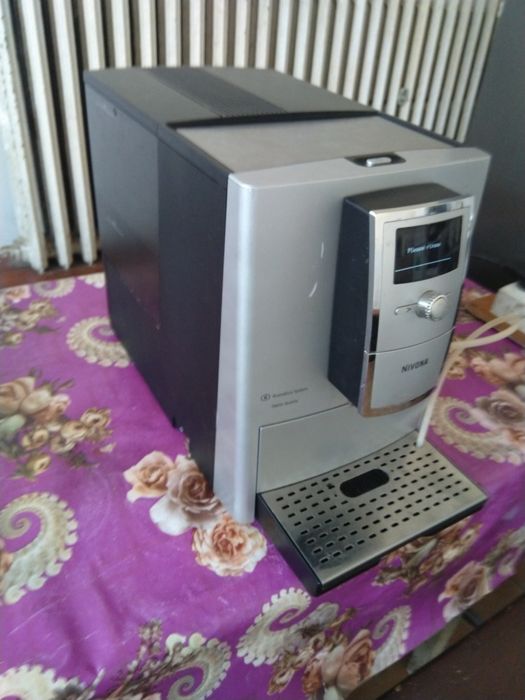 Expresor Nivona cafea boabe și macinata