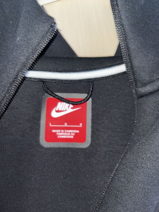 Nike tech black/dark grey