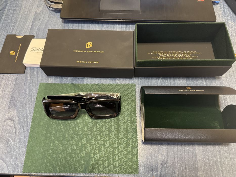 Ochelari de soare David Beckham