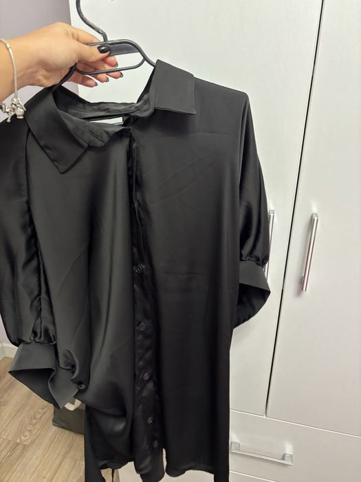 Различни видове дамски ризи.