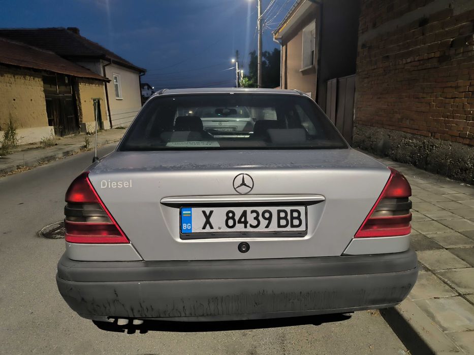 Mercedes-Benz C250